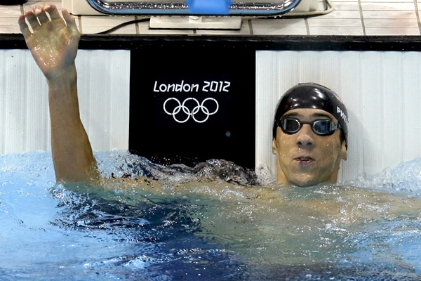 Phelps gana en 200m combinado su primer Oro individual en Londres 2012