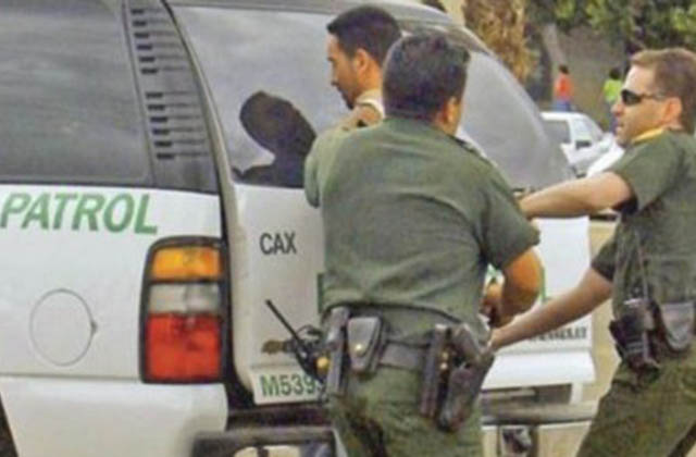 Tucson: Policía rastrea aplicación de polémica ley
