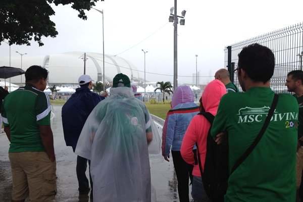 Sede del México- Camerún amaneció con lluvia y viento