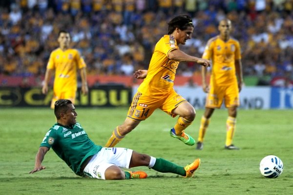 Nadie es indispensable en el equipo: Iván Estrada