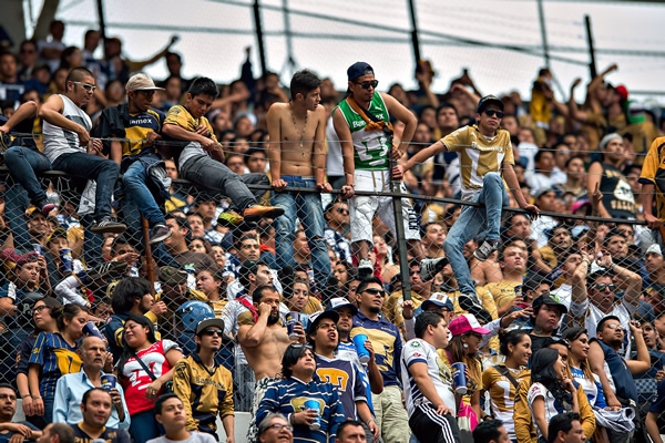 La Disciplinaria multó a Pumas por su porra