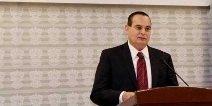 Dictan auto de formal prisión a regidor de Apatzingán